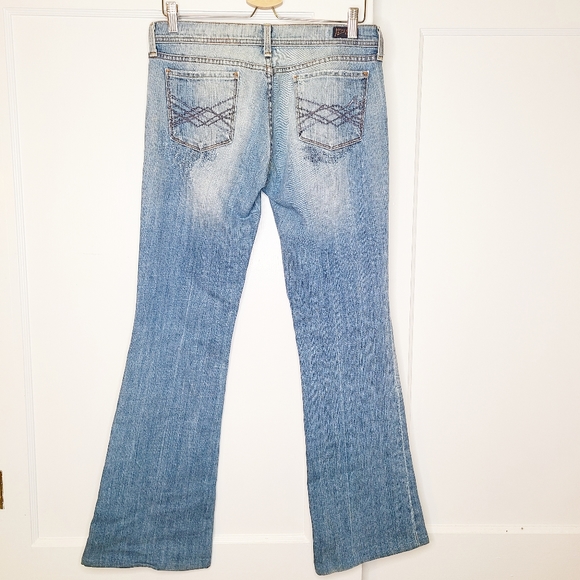 Citizens of Humanity Naomi Distressed Flair Jeans - Picture 3 of 7